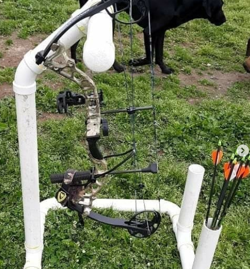 archery bow stand